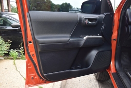Used 2018 Toyota Tacoma 4WD Double Cab TRD Off-Road Auto at Auto Finance Center LLC near Woodbridge, VA