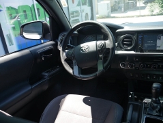 Used 2018  Toyota Tacoma Double Cab 5' Bed V6 4x4 &lpar;Natl&rpar; at Auto Finance Center LLC near Woodbridge&comma; VA