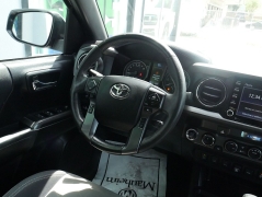 Used 2022  Toyota Tacoma 4WD Double Cab 5' Bed V6 &lpar;Natl&rpar; at Auto Finance Center LLC near Woodbridge&comma; VA