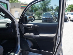 Used 2018  Toyota Tacoma Double Cab 5' Bed V6 4x4 &lpar;Natl&rpar; at Auto Finance Center LLC near Woodbridge&comma; VA