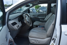 Used 2014 Toyota Sienna 4d Wagon XLE at Auto Finance Center LLC near Woodbridge, VA
