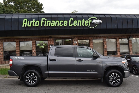 2018 Toyota Tundra SR5's photo