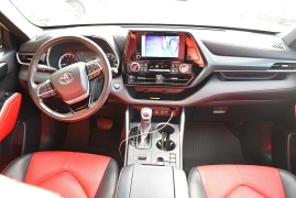Used 2023  Toyota Highlander FWD &lpar;Natl&rpar; at Auto Finance Center LLC near Woodbridge&comma; VA