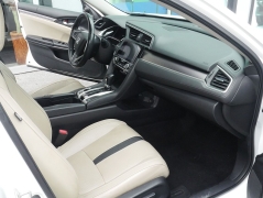 Used 2017  Honda Civic Sedan 4d Touring at Auto Finance Center LLC near Woodbridge&comma; VA