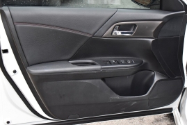 Used 2017  Honda Accord Sedan 4d Sport SE CVT at Auto Finance Center LLC near Woodbridge&comma; VA