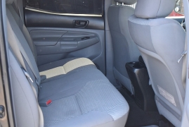 Used 2015  Toyota Tacoma 4WD Double Cab V6 &lpar;Natl&rpar; at Auto Finance Center LLC near Woodbridge&comma; VA