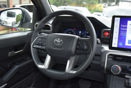 Used 2025  Toyota Tacoma 4WD Double Cab Bed &lpar;Natl&rpar; at Auto Finance Center LLC near Woodbridge&comma; VA