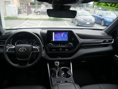Used 2023 Toyota Highlander XSE FWD at Auto Finance Center LLC near Woodbridge, VA