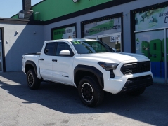 Used 2026  Toyota Tacoma 4WD Double Cab Bed AT &lpar;Natl&rpar; at Auto Finance Center LLC near Woodbridge&comma; VA