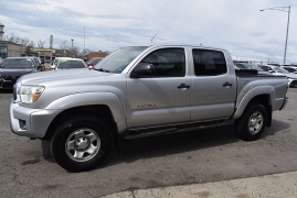 Used 2012  Toyota Tacoma 2WD Double Cab PreRunner V6 Short Bed at Auto Finance Center LLC near Woodbridge&comma; VA