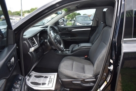 Used 2015 Toyota Highlander 4d SUV FWD LE (V6) at Auto Finance Center LLC near Woodbridge, VA