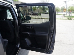 Used 2022  Toyota Tacoma 4WD Double Cab 5' Bed V6 &lpar;Natl&rpar; at Auto Finance Center LLC near Woodbridge&comma; VA