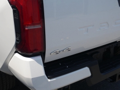 Used 2024  Toyota Tacoma 4WD SR5 Double Cab 6ft Bed AT at Auto Finance Center LLC near Woodbridge&comma; VA