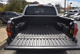 Used 2015  Toyota Tacoma 2WD Double Cab I4 AT PreRunner (Natl) at Auto Finance Center LLC near Woodbridge, VA