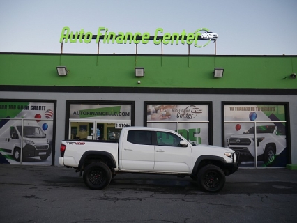 Used 2018 Toyota Tacoma 4WD Double Cab TRD Off-Road Auto at Auto Finance Center LLC near Woodbridge, VA
