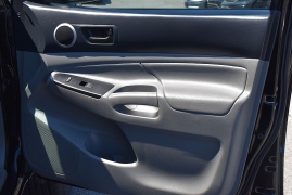 Used 2015  Toyota Tacoma 4WD Double Cab V6 &lpar;Natl&rpar; at Auto Finance Center LLC near Woodbridge&comma; VA