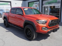 Used 2018  Toyota Tacoma Double Cab 5' Bed V6 4x4 &lpar;Natl&rpar; at Auto Finance Center LLC near Woodbridge&comma; VA