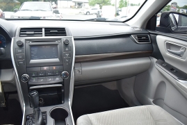 Used 2017  Toyota Camry Auto &lpar;Natl&rpar; at Auto Finance Center LLC near Woodbridge&comma; VA