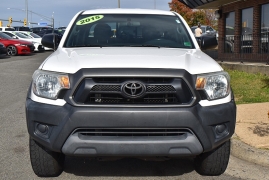 Used 2015  Toyota Tacoma 2WD Double Cab I4 AT PreRunner (Natl) at Auto Finance Center LLC near Woodbridge, VA