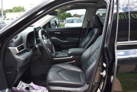 Used 2022 Toyota Highlander XLE FWD at Auto Finance Center LLC near Woodbridge, VA
