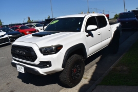 Used 2017  Toyota Tacoma Double Cab 5' Bed V6 4x4 &lpar;Natl&rpar; at Auto Finance Center LLC near Woodbridge&comma; VA