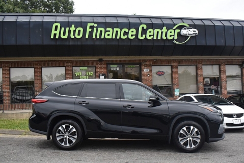 Used 2022 Toyota Highlander XLE AWD at Auto Finance Center LLC near Woodbridge, VA