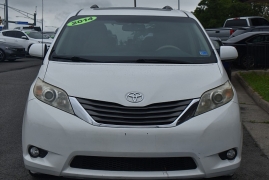 Used 2014  Toyota Sienna 5dr Van V6 FWD &lpar;Natl&rpar; at Auto Finance Center LLC near Woodbridge&comma; VA