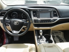 Used 2016 Toyota Highlander 4d SUV FWD Limited at Auto Finance Center LLC near Woodbridge, VA