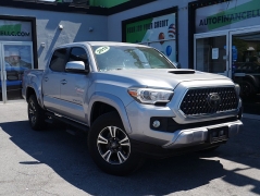 Used 2018  Toyota Tacoma Double Cab 5' Bed V6 4x4 &lpar;Natl&rpar; at Auto Finance Center LLC near Woodbridge&comma; VA