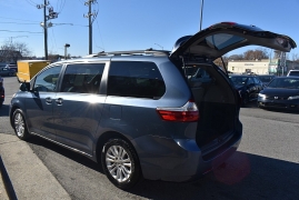 Used 2015  Toyota Sienna 5dr Van FWD (Natl) at Auto Finance Center LLC near Woodbridge, VA