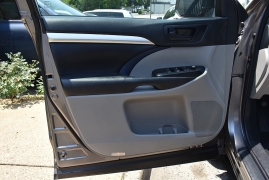 Used 2017 Toyota Highlander 4d SUV FWD LE Plus at Auto Finance Center LLC near Woodbridge, VA