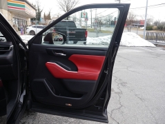 Used 2021  Toyota Highlander XSE AWD at Auto Finance Center LLC near Woodbridge&comma; VA