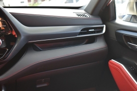 Used 2023  Toyota Highlander FWD &lpar;Natl&rpar; at Auto Finance Center LLC near Woodbridge&comma; VA