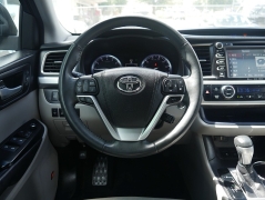 Used 2016 Toyota Highlander 4d SUV AWD Limited Platinum at Auto Finance Center LLC near Woodbridge, VA