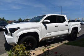 Used 2024 Toyota Tacoma 4WD SR5 Double Cab 6ft Bed AT at Auto Finance Center LLC near Woodbridge, VA