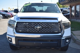 Used 2018  Toyota Tundra 4WD CrewMax 5&period;5' Bed 5&period;7L FFV &lpar;Natl&rpar; at Auto Finance Center LLC near Woodbridge&comma; VA
