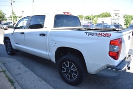 Used 2018  Toyota Tundra 4WD CrewMax 5&period;5' Bed 5&period;7L FFV &lpar;Natl&rpar; at Auto Finance Center LLC near Woodbridge&comma; VA