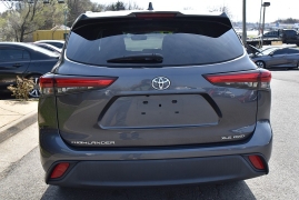 Used 2020  Toyota Highlander 4d SUV AWD XLE at Auto Finance Center LLC near Woodbridge&comma; VA