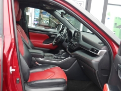 Used 2023  Toyota Highlander FWD &lpar;Natl&rpar; at Auto Finance Center LLC near Woodbridge&comma; VA