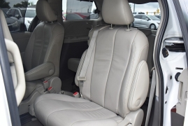 Used 2014  Toyota Sienna 5dr Van V6 FWD &lpar;Natl&rpar; at Auto Finance Center LLC near Woodbridge&comma; VA