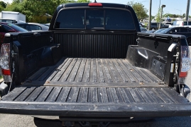 Used 2015  Toyota Tacoma 4WD Double Cab V6 &lpar;Natl&rpar; at Auto Finance Center LLC near Woodbridge&comma; VA