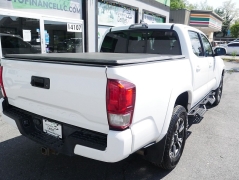 Used 2016  Toyota Tacoma 4WD Double Cab V6 &lpar;Natl&rpar; at Auto Finance Center LLC near Woodbridge&comma; VA
