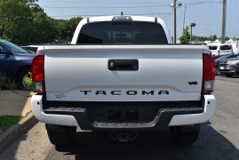 Used 2017 Toyota Tacoma 4WD Double Cab TRD Off-Road Auto at Auto Finance Center LLC near Woodbridge, VA