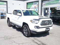 Used 2016  Toyota Tacoma 4WD Double Cab V6 &lpar;Natl&rpar; at Auto Finance Center LLC near Woodbridge&comma; VA