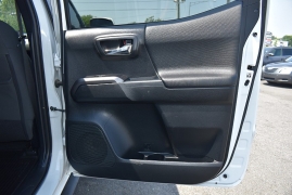 Used 2017 Toyota Tacoma 4WD Double Cab TRD Off-Road Auto at Auto Finance Center LLC near Woodbridge, VA