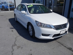 Used 2014  Honda Accord Sedan 4d Touring at Auto Finance Center LLC near Woodbridge&comma; VA