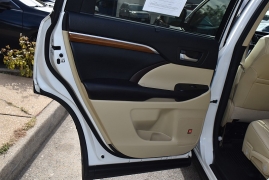 Used 2017  Toyota Highlander Hybrid Limited V6 AWD (Natl) at Auto Finance Center LLC near Woodbridge, VA