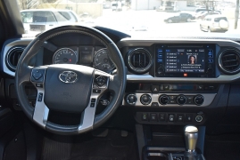 Used 2018  Toyota Tacoma Double Cab 5' Bed V6 4x4 &lpar;Natl&rpar; at Auto Finance Center LLC near Woodbridge&comma; VA