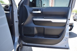Used 2019 Toyota Tundra 4WD CrewMax SR5 5.7L FFV at Auto Finance Center LLC near Woodbridge, VA