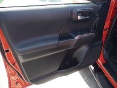 Used 2018  Toyota Tacoma Double Cab 5' Bed V6 4x4 &lpar;Natl&rpar; at Auto Finance Center LLC near Woodbridge&comma; VA